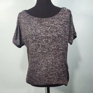 Olivia Blu Women’s Gray Short Sleeve with Rivet Detail on Shoulders Size M
Lot I